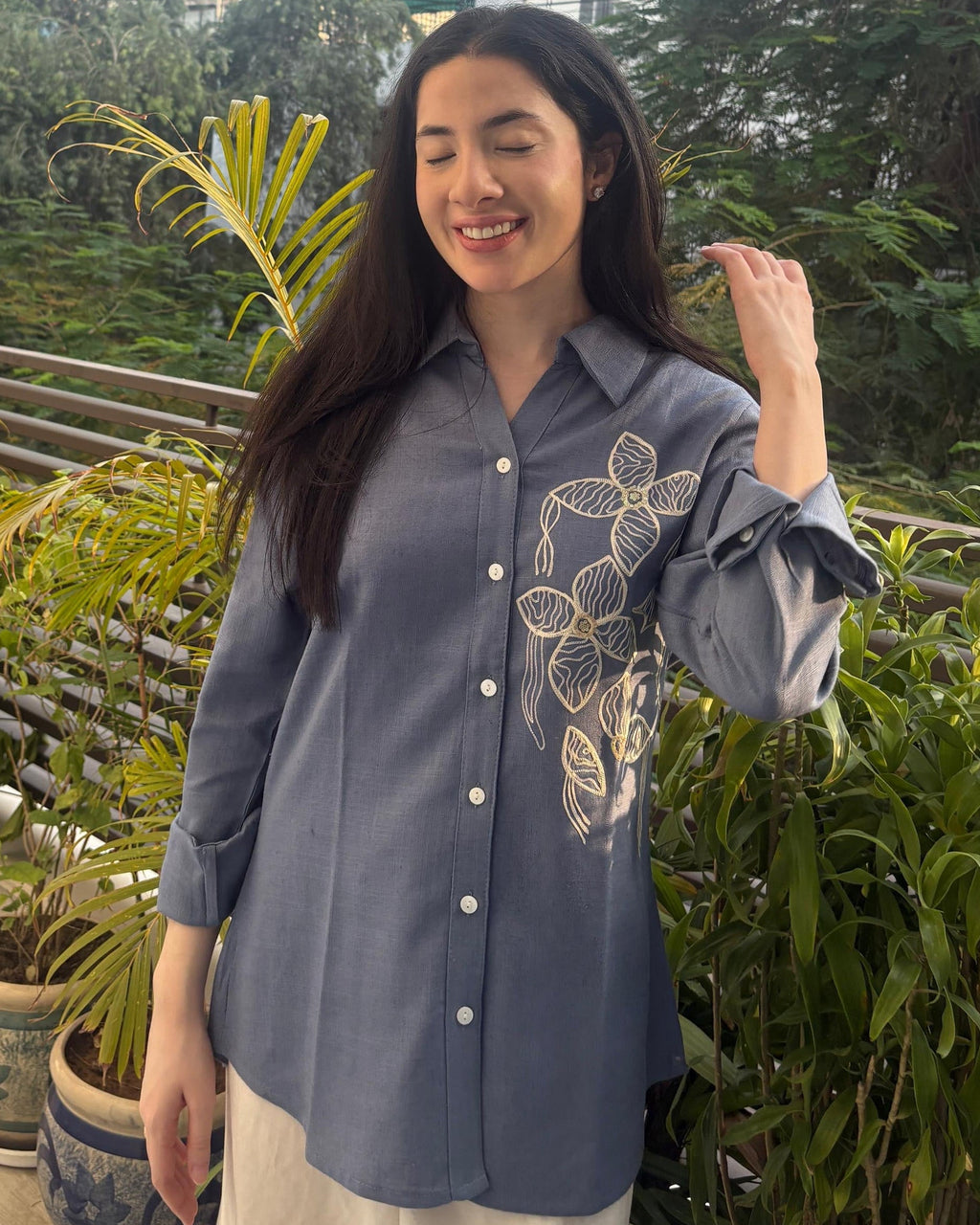 Water Lily Bloom ✦ Blue Premium Linen Blend