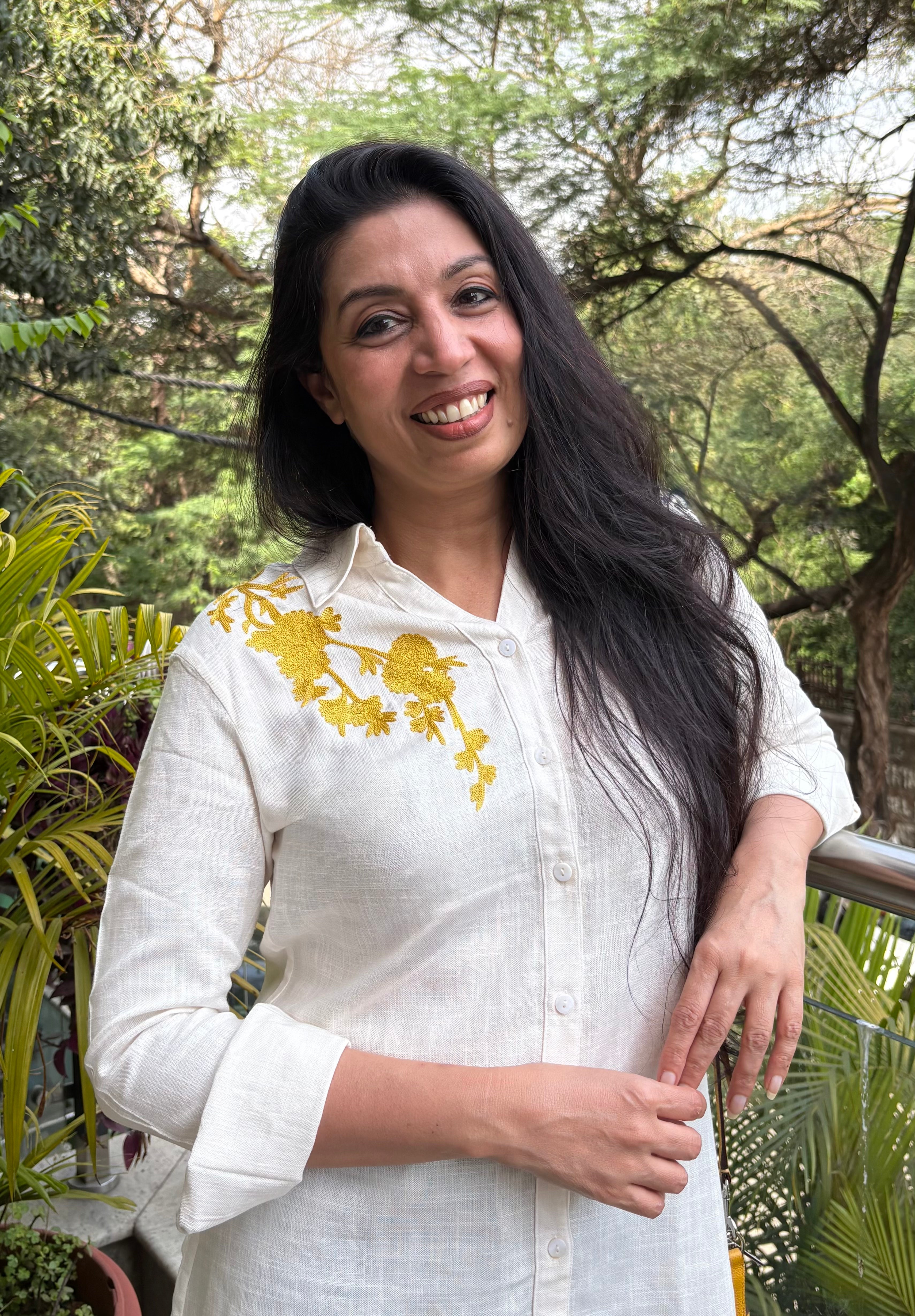 Calendula ✦ Premium Linen Blend Shirt